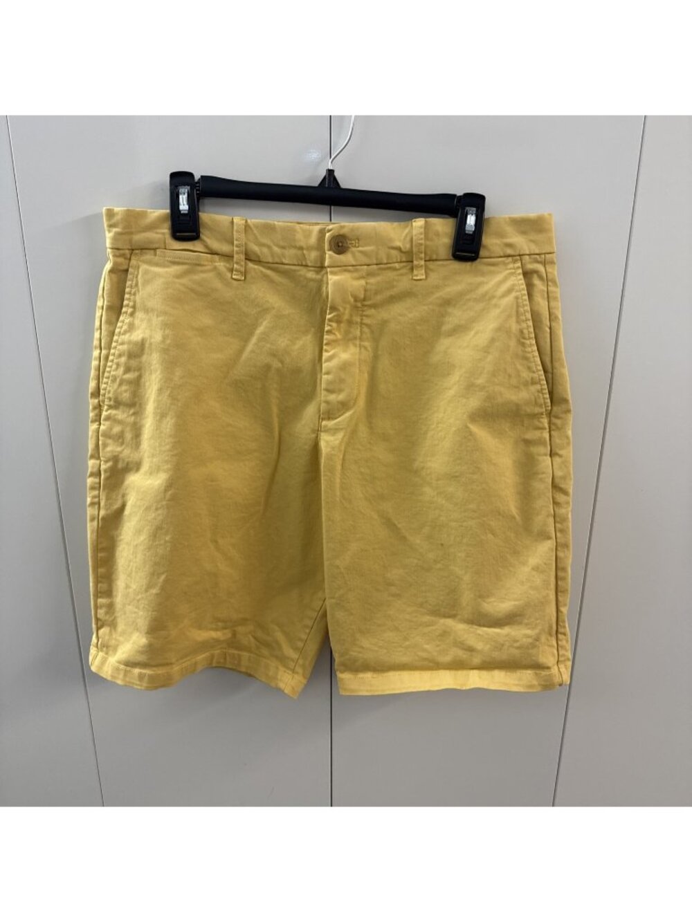 GAP Shorts Mens 33 Khaki Chino Yellow Cotton Stretch Casual Classic Zip Fly 10"